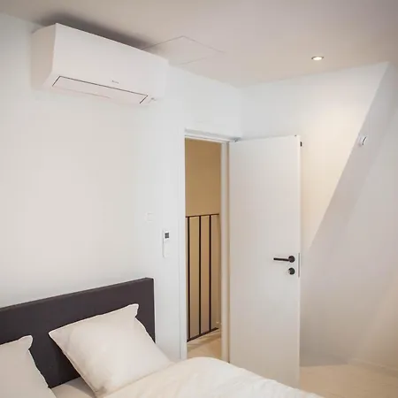 Villa Alna 1 *